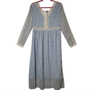 Endless Rose V Neck Floral Blue and White Long Sleeve Dress Size S